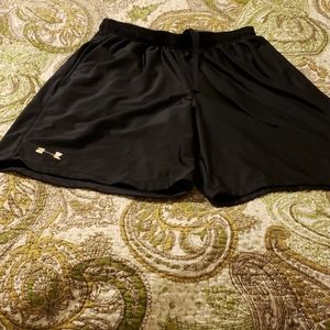 Mens under armour Med basketball shorts